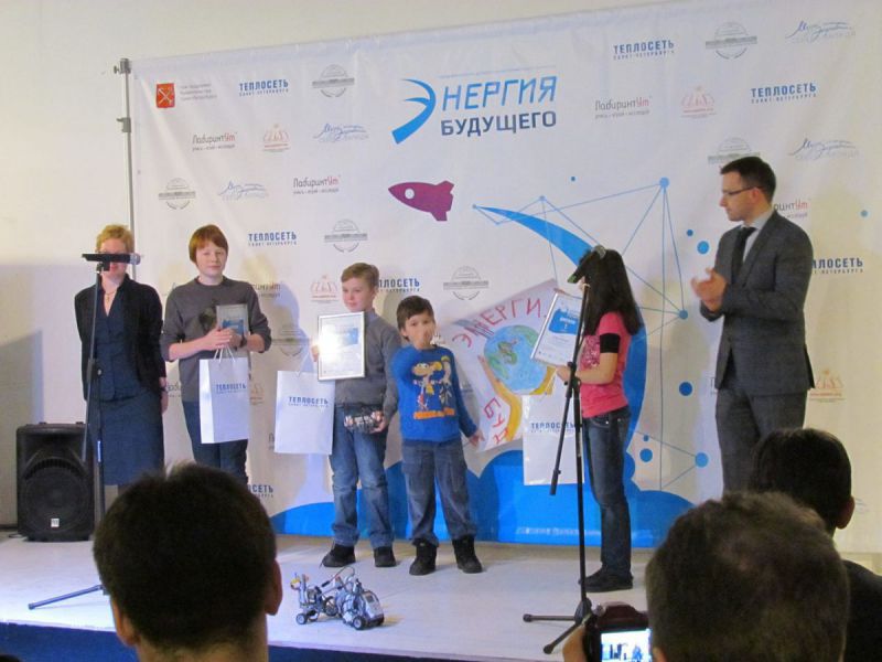5Jm2UzGyMZw